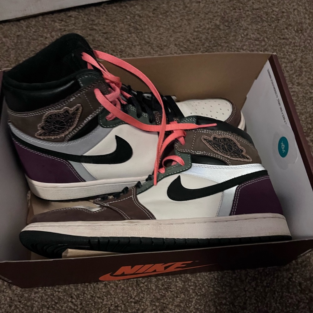 Air Jordan 1 OG ‘hand crafted.’
